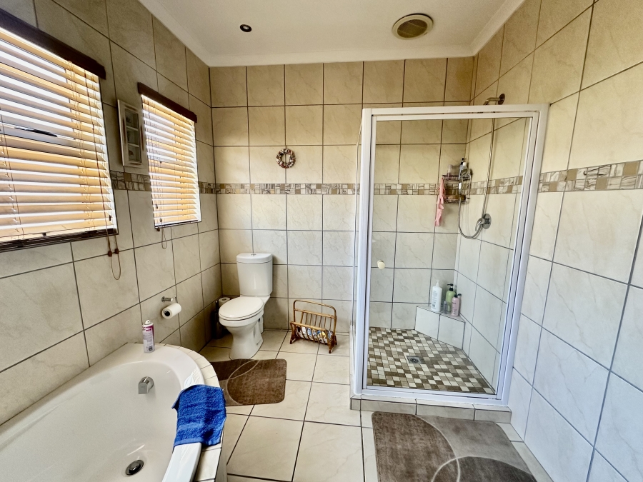 4 Bedroom Property for Sale in Tygerdal Western Cape